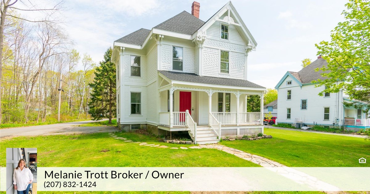 115 Talbot Ave, Rockland, ME 04841